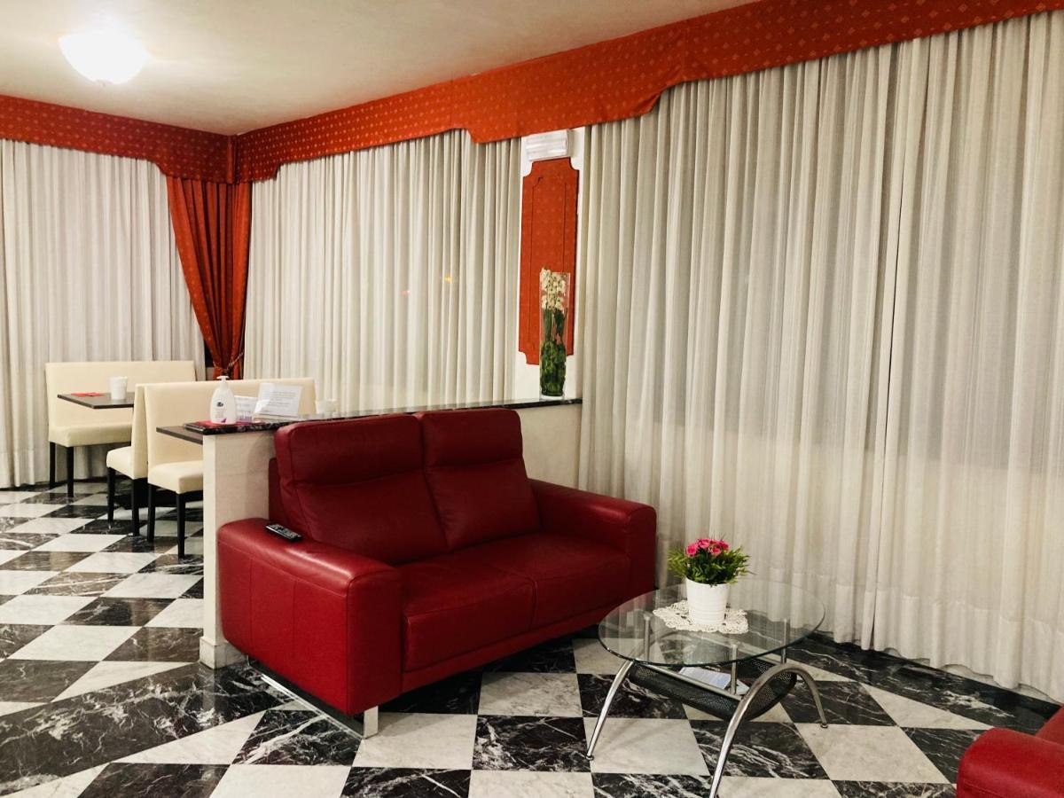 Hotel Master Альбиньясего Экстерьер фото