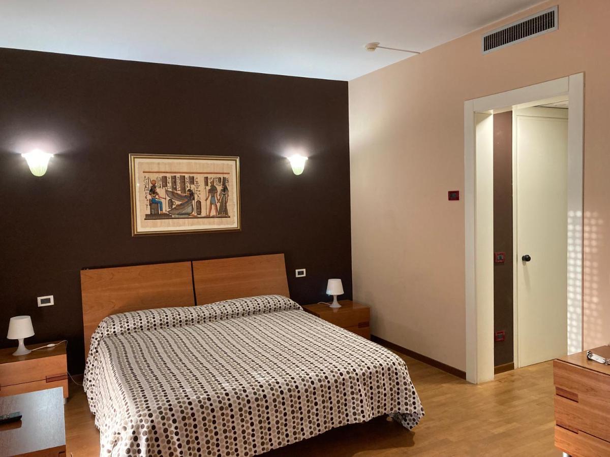 Hotel Master Альбиньясего Экстерьер фото