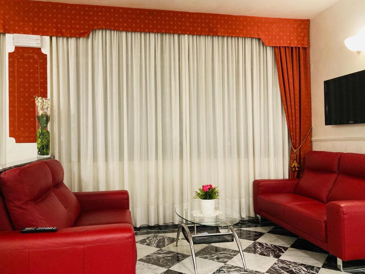 Hotel Master Альбиньясего Экстерьер фото