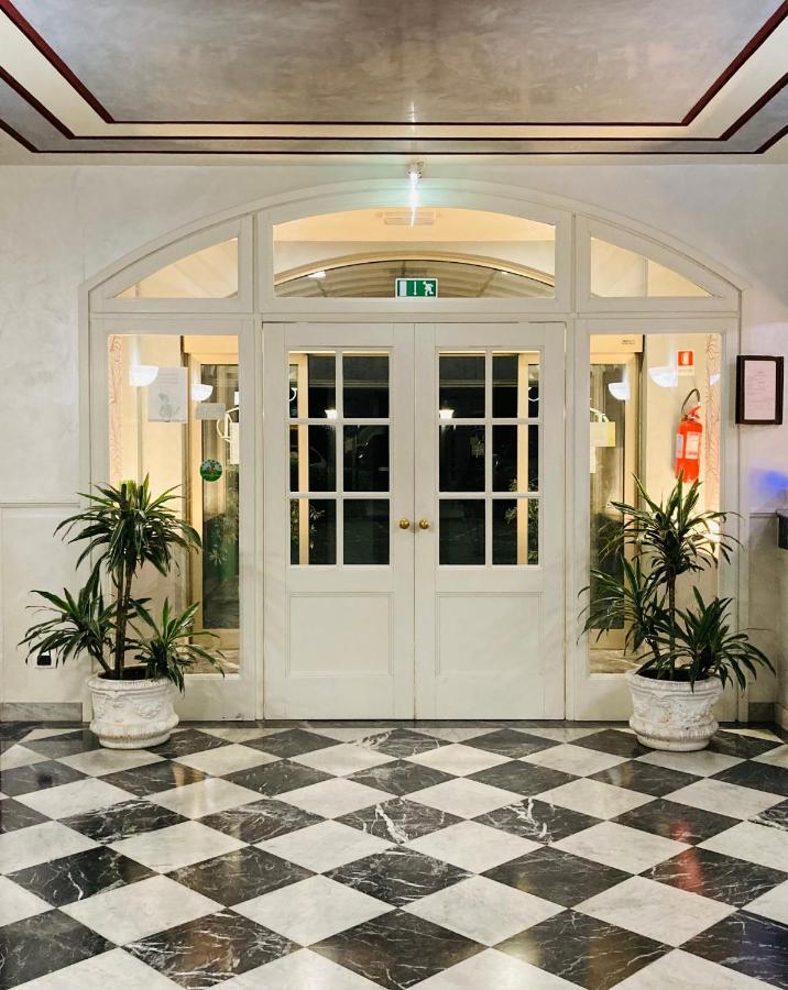 Hotel Master Альбиньясего Экстерьер фото