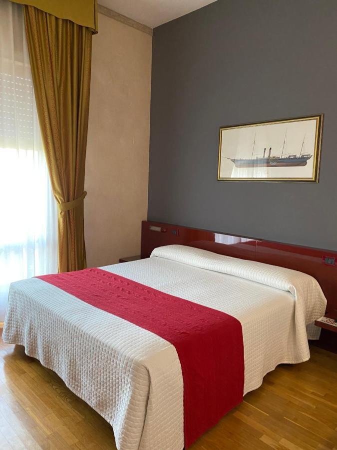 Hotel Master Альбиньясего Экстерьер фото