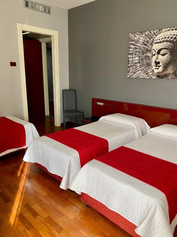 Hotel Master Альбиньясего Экстерьер фото